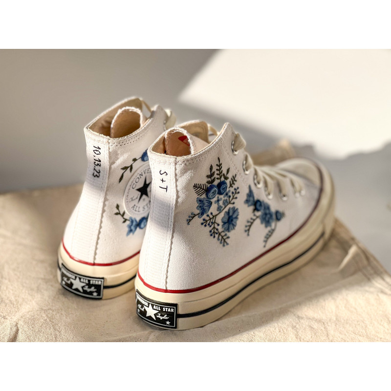 Custom Floral Embroidered Shoes, Handmade Embroidered Converse, Converse Custom, Converse Wreath Flower, Custom Flower Chuck Taylor 1970s - 5.jpg