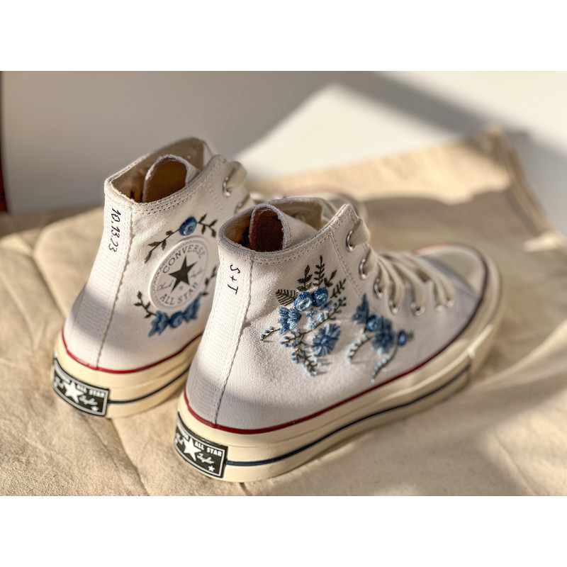 Custom Floral Embroidered Shoes, Handmade Embroidered Converse, Converse Custom, Converse Wreath Flower, Custom Flower Chuck Taylor 1970s - 8.jpg