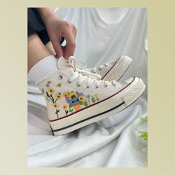 custom floral embroidered shoes, handmade embroidered converse, converse custom, converse wreath flower, custom flower c
