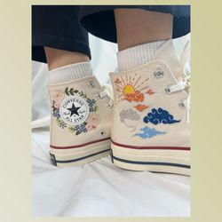 custom floral embroidered shoes, handmade embroidered converse, converse custom, converse wreath flower, custom flower c