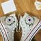 Custom Floral Embroidered Shoes, Handmade Embroidered Converse, Converse Custom, Converse Wreath Flower, Custom Flower Chuck Taylor 1970s - 4.jpg