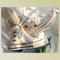 custom floral embroidered shoes, handmade embroidered converse, converse custom, converse wreath flower, custom flower c