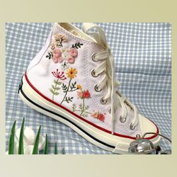 custom floral embroidered shoes, handmade embroidered converse, converse custom, converse wreath flower, custom flower c