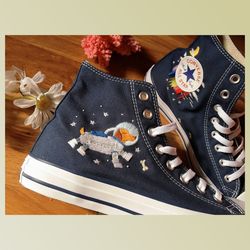 custom floral embroidered shoes, handmade embroidered converse, converse custom, converse wreath flower, custom flower c