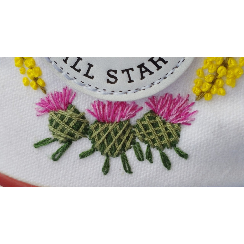Custom Floral Embroidered Shoes, Handmade Embroidered Converse, Converse Custom, Converse Wreath Flower, Custom Flower Chuck Taylor 1970s - 7.jpg