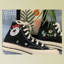 custom floral embroidered shoes, handmade embroidered converse, converse custom, converse wreath flower, custom flower c