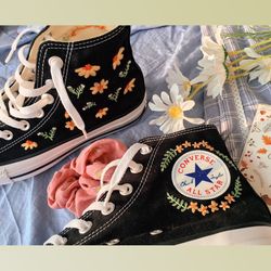 custom floral embroidered shoes, handmade embroidered converse, converse custom, converse wreath flower, custom flower c