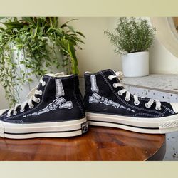 custom floral embroidered shoes, handmade embroidered converse, converse custom, converse wreath flower, custom flower c