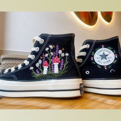 custom floral embroidered shoes, handmade embroidered converse, converse custom, converse wreath flower, custom flower c