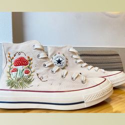 custom floral embroidered shoes, handmade embroidered converse, converse custom, converse wreath flower, custom flower c