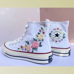 custom floral embroidered shoes, handmade embroidered converse, converse custom, converse wreath flower, custom flower c