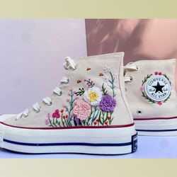 custom floral embroidered shoes, handmade embroidered converse, converse custom, converse wreath flower, custom flower c