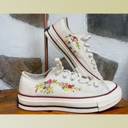 custom floral embroidered shoes, handmade embroidered converse, converse custom, converse wreath flower, custom flower c