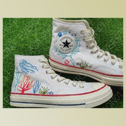 custom floral embroidered shoes, handmade embroidered converse, converse custom, converse wreath flower, custom flower c