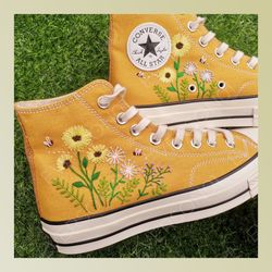 custom floral embroidered shoes, handmade embroidered converse, converse custom, converse wreath flower, custom flower c