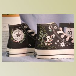 custom floral embroidered shoes, handmade embroidered converse, converse custom, converse wreath flower, custom flower c