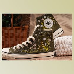custom floral embroidered shoes, handmade embroidered converse, converse custom, converse wreath flower, custom flower c