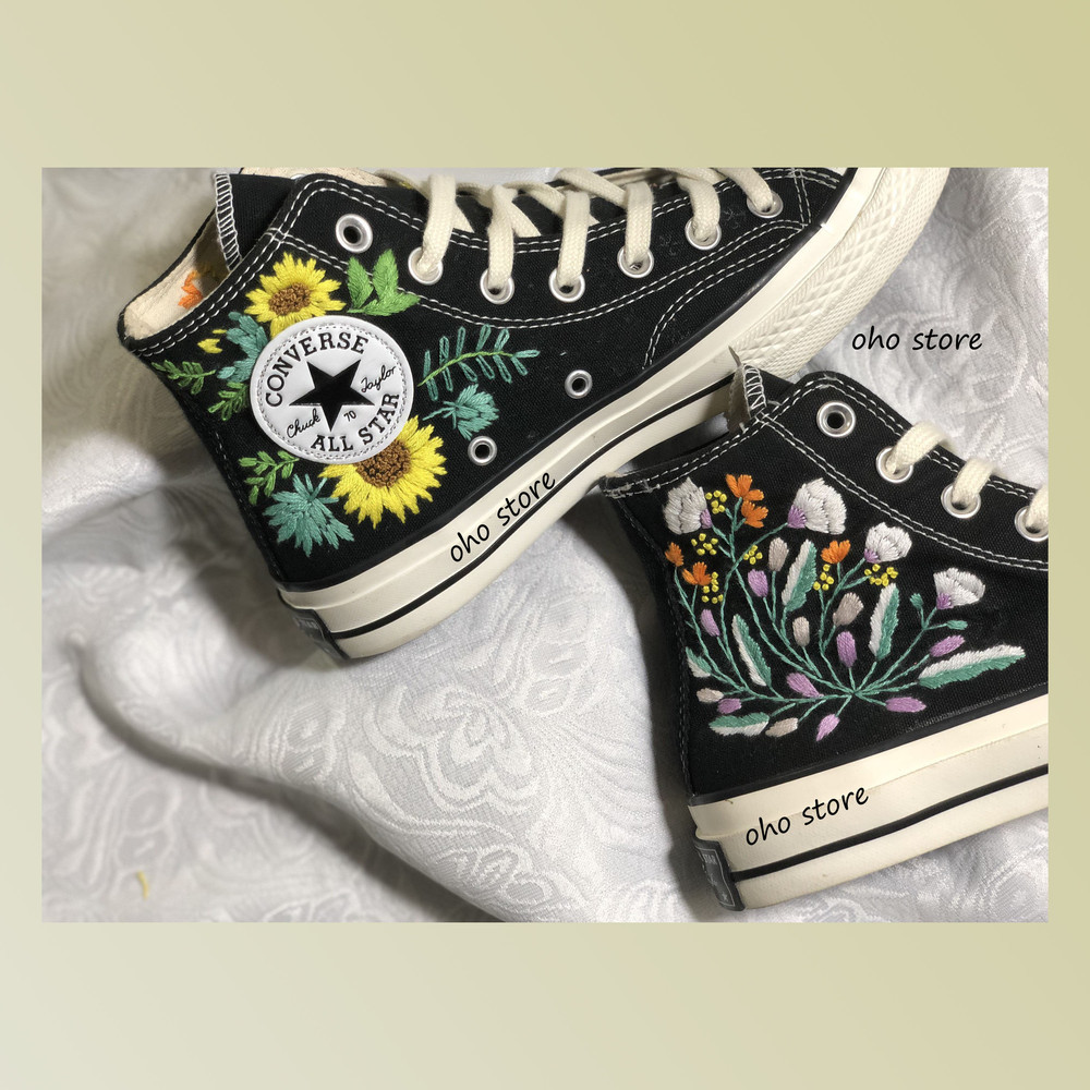 Custom Floral Embroidered Shoes, Handmade Embroidered Converse, Converse Custom, Converse Wreath Flower, Custom Flower Chuck Taylor 1970s - 1.jpg