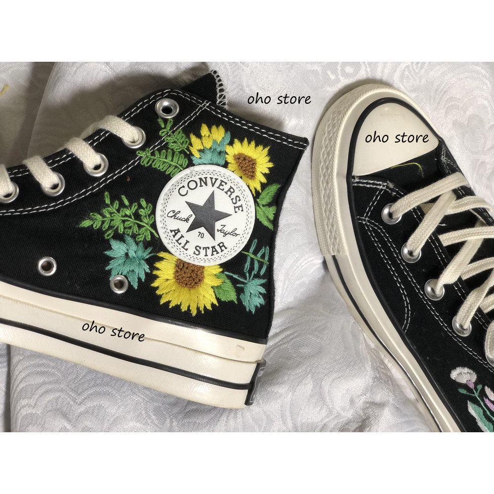Custom Floral Embroidered Shoes, Handmade Embroidered Converse, Converse Custom, Converse Wreath Flower, Custom Flower Chuck Taylor 1970s - 4.jpg