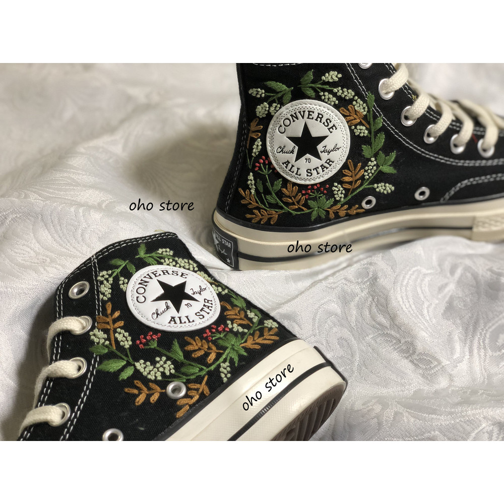 Custom Floral Embroidered Shoes, Handmade Embroidered Converse, Converse Custom, Converse Wreath Flower, Custom Flower Chuck Taylor 1970s - 9.jpg