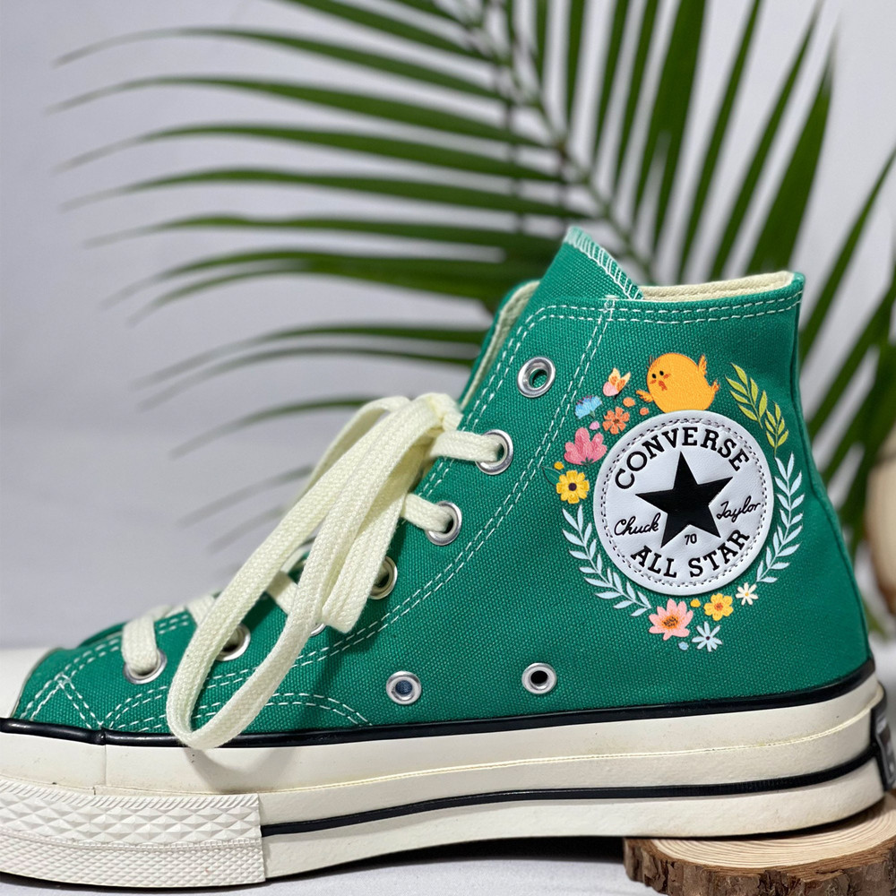 Embroidered Converse Pet, Converse Chicken Embroidered, Embroidered Converse High Tops Flower, Customized Pet Shoes, Tiny Floral Converse - 4.jpg