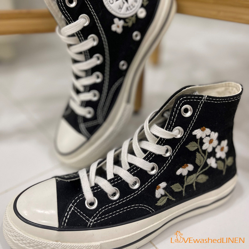 Custom Embroidered Converse High Tops Custom Converse Chuck Taylor 1970s Embroidered Daisy Flower Wedding sneakers Wedding Gift - 7.jpg