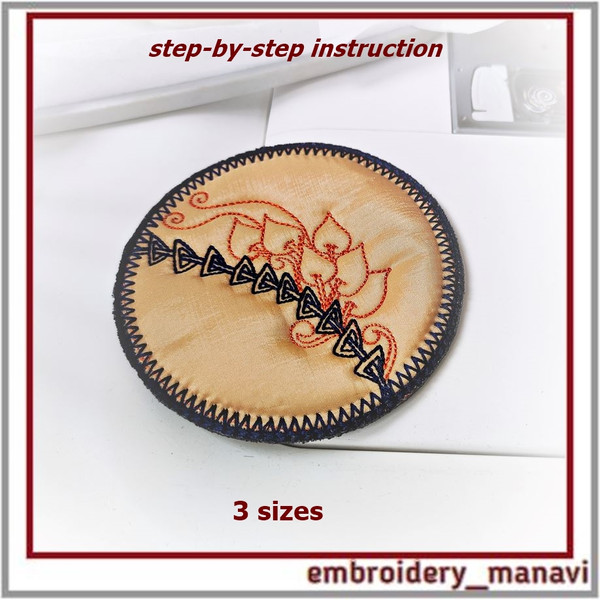 In_The_Hoop_embroidery_designs_of_ round _napkins_stands_for_hot_dishes_in_3_sizes
