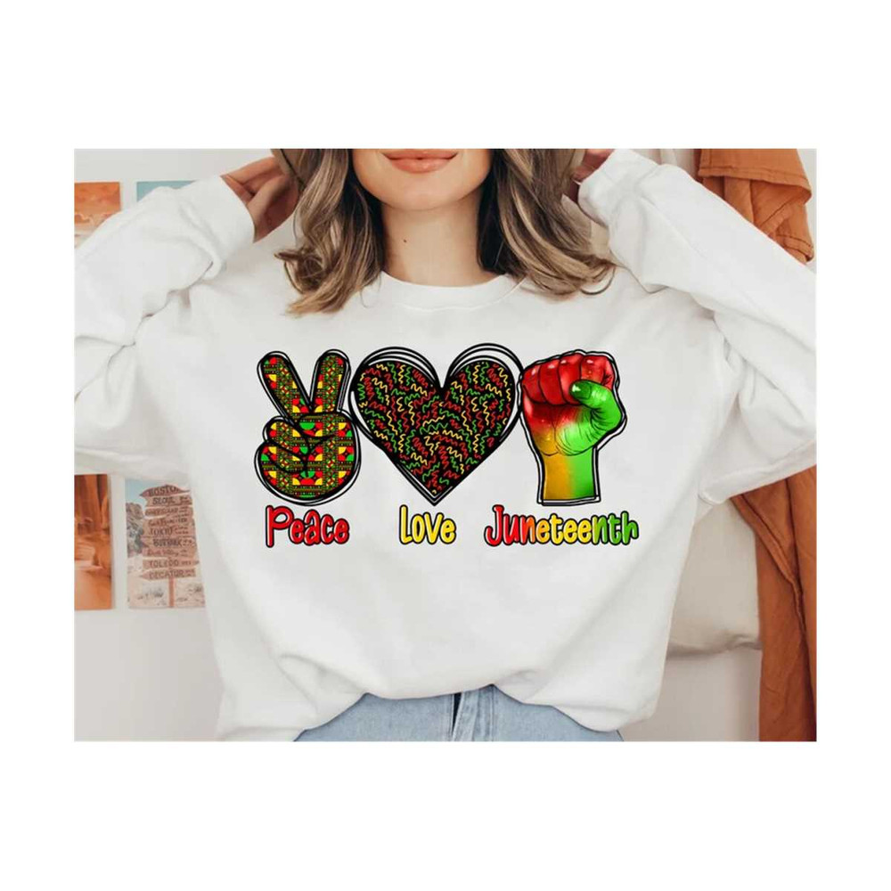 23102023234951-peace-love-juneteenth-raised-fist-png-juneteenth-png-image-1.jpg