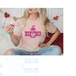 xoxo valentine gnome tshirt, cute gnomies tshirt, valentines t-shirt, cute valentine tee, love gnome shirt, heart valent