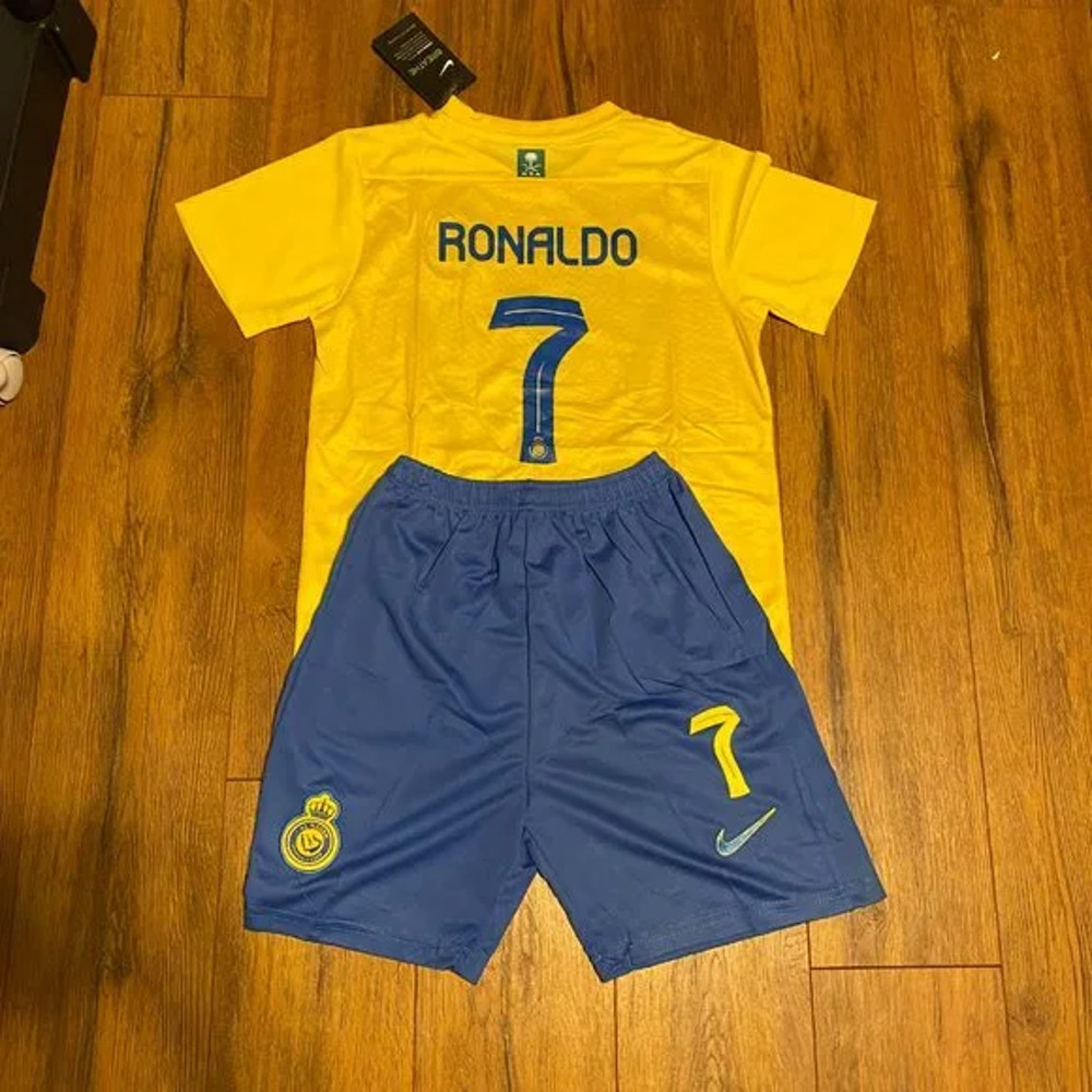 2024 Al Nassr Home #7 Cristiano Ronaldo Soccer Jersey and Shorts Set.png