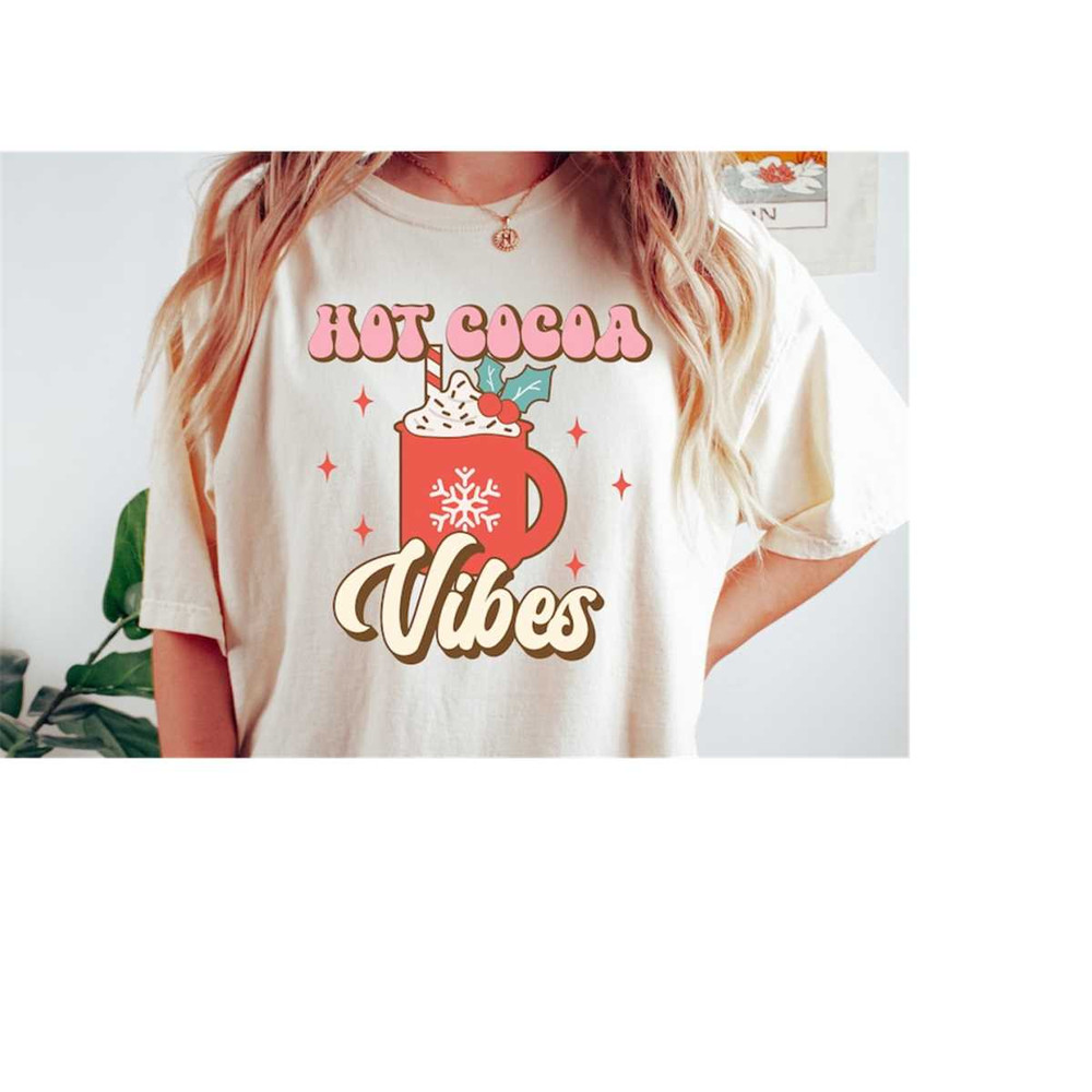 25102023104026-hot-cocoa-vibes-svg-pngretro-christmas-shirtgroovy-christmas-image-1.jpg