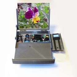 Mini plein air easel of a traveler.  Pochade box, sketch easel. Artist's Box for oil, acrylic, watercolor. Weight 5 oz