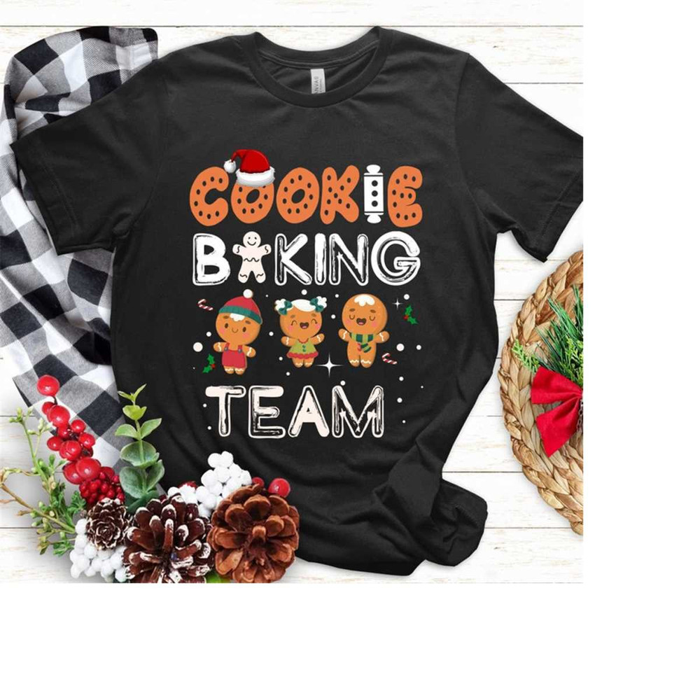 MR-2610202385131-cookie-baking-team-matching-family-christmas-cookie-baking-image-1.jpg