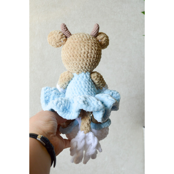 custom crochet bull toy.jpg