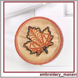 In The Hoop embroidery designs of round napkins-stands for hot dishes in 3 sizes