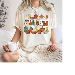 Retro Fall Vibes Halloween Shirt Design, Groovy Fall Halloween shirt, Tis The Season, Autumn Funny T Shirt, Fall Girl, F