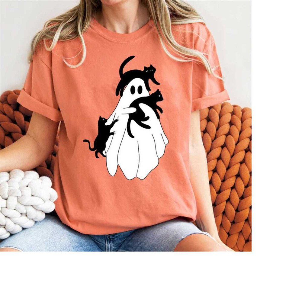 MR-2710202383542-funny-halloween-cats-and-boo-ghost-shirt-ghost-holding-black-image-1.jpg
