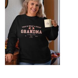 Custom Grandma Sweatshirt, Custom Kids Names Grandma Sweatshirt, Grandma Christmas Gift, Personalized Grandma Sweatshirt
