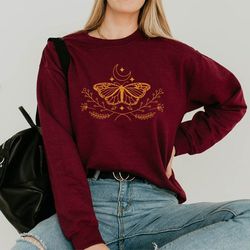 moon butterfly sweatshirt, botanical moon crewneck sweatshirt, boho clothing women, butterfly sweatshirt, occult sweate