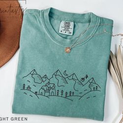 mountain christmas night t-shirt, minimal christmas tee, cute christmas t-shirt, gift for nature lover, holiday apparel