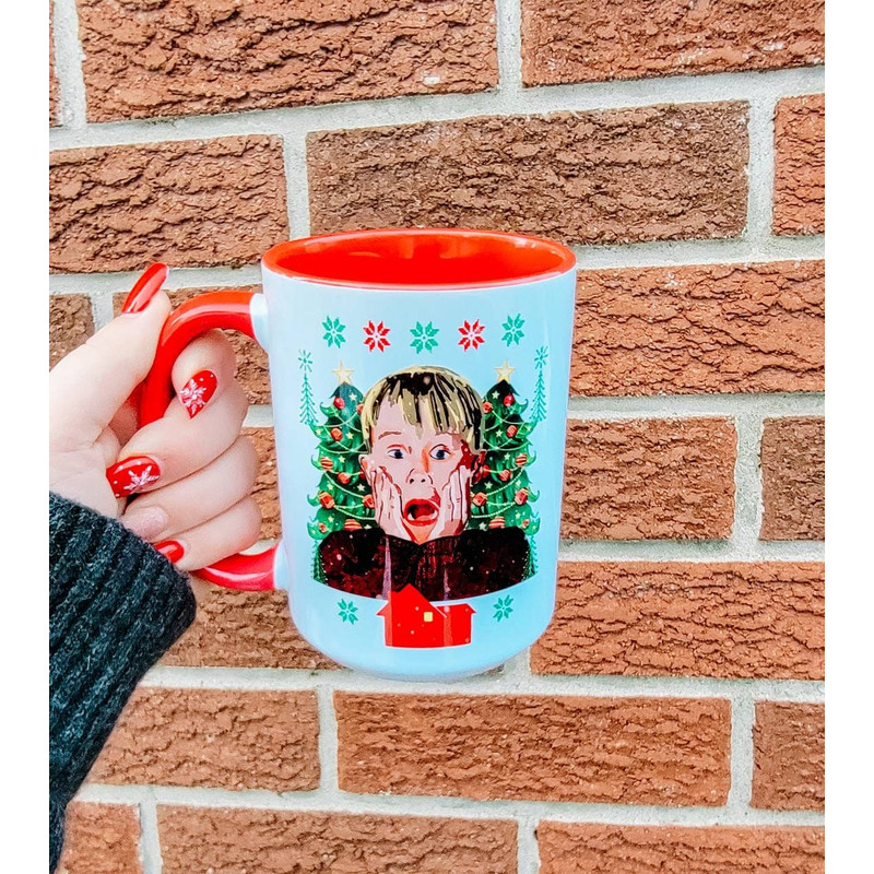 Kevin home alone, Christmas mug, stocking stuffer, Tea mug, Coffee mug, Dishwasher Safe mug - 1.jpg