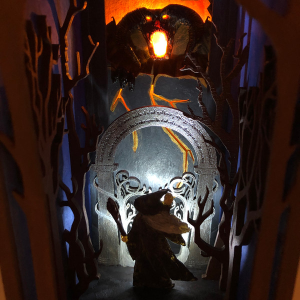 Lotr-book-nook-fantasy-diorama-character-Gandalf-Balrog-Miniature-moria-gate-Booknook-assembled-Tolkien-book-shelf-decor-6.JPG