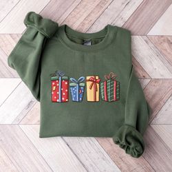 christmas sweatshirt, christmas sweater, christmas crewneck, christmas gift sweatshirt, holiday sweaters for women, wint