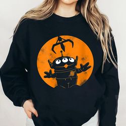 disney toy story alien claw close encounter halloween shirt, mickeys not so scary party gifts, disney trick or treat shi