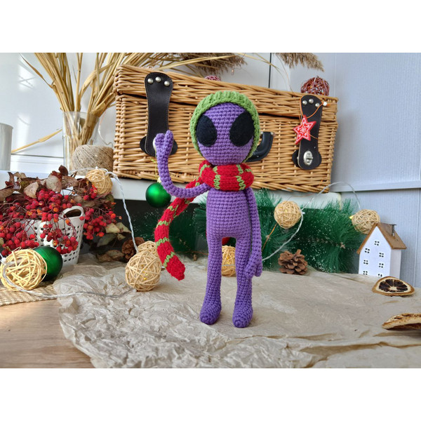 Purple alien doll Christmas gift 2.jpg