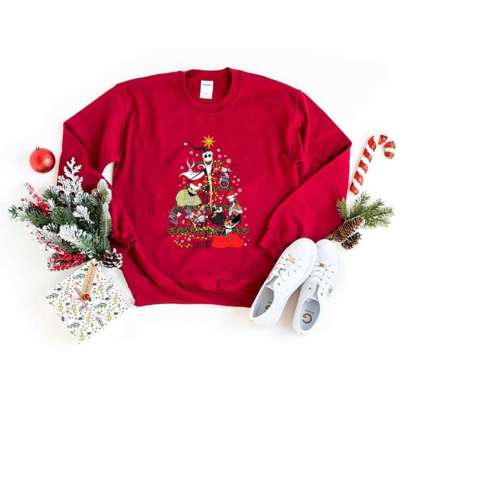 MR-30102023102713-nightmare-before-christmas-squad-tree-sweatshirt-disney-image-1.jpg