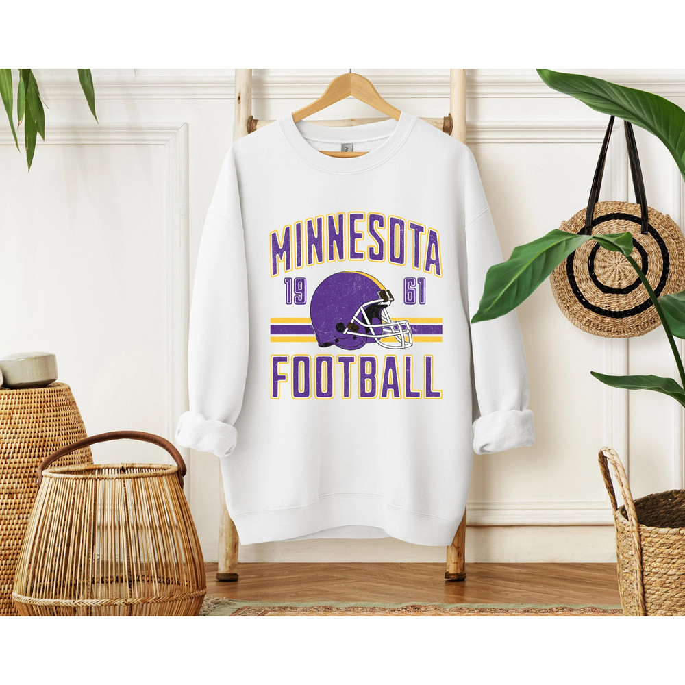 Minnesota Vikings Sweatshirt Crewneck, Trendy Vintage Style NFL Football Shirt for Game Day Tailgating, Unisex Sweatshirt, Vikings Gift.jpg