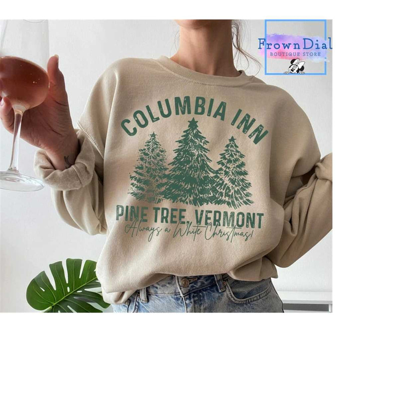 MR-3010202315232-columbia-inn-pine-tree-vermont-sweatshirt-a-white-christmas-sand.jpg