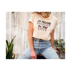 leopard game day shirt for baseball mom, t-mom shirt, baseball shirt for women, baseball season t-shirt, sports mom tee,