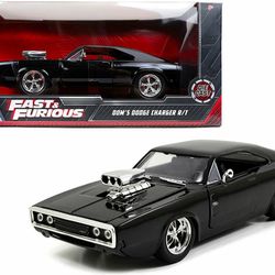 Car toy Toretto Fast and Furious 1:24 Dodge Charger from Dom's R/T Black